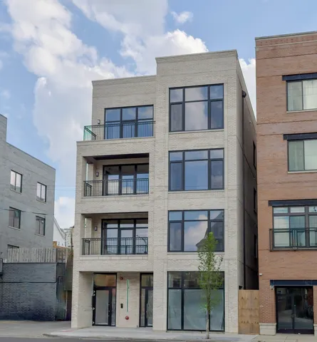 $6,300 | 1615 West Irving Park Road, Unit 1S, Chicago, IL 60613