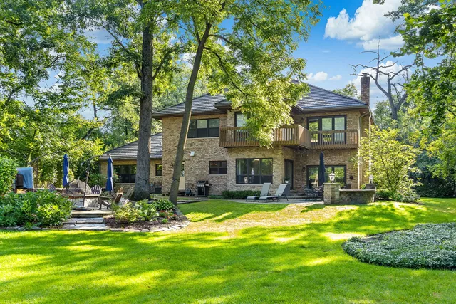 $1,600,000 | 5454 Lee Avenue, Downers Grove, IL 60515