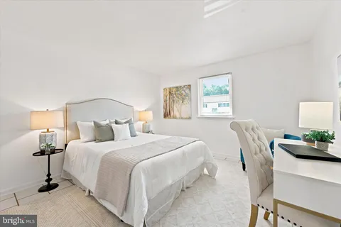 $495,000 | 26 Giles Lane, Aston, PA 19014