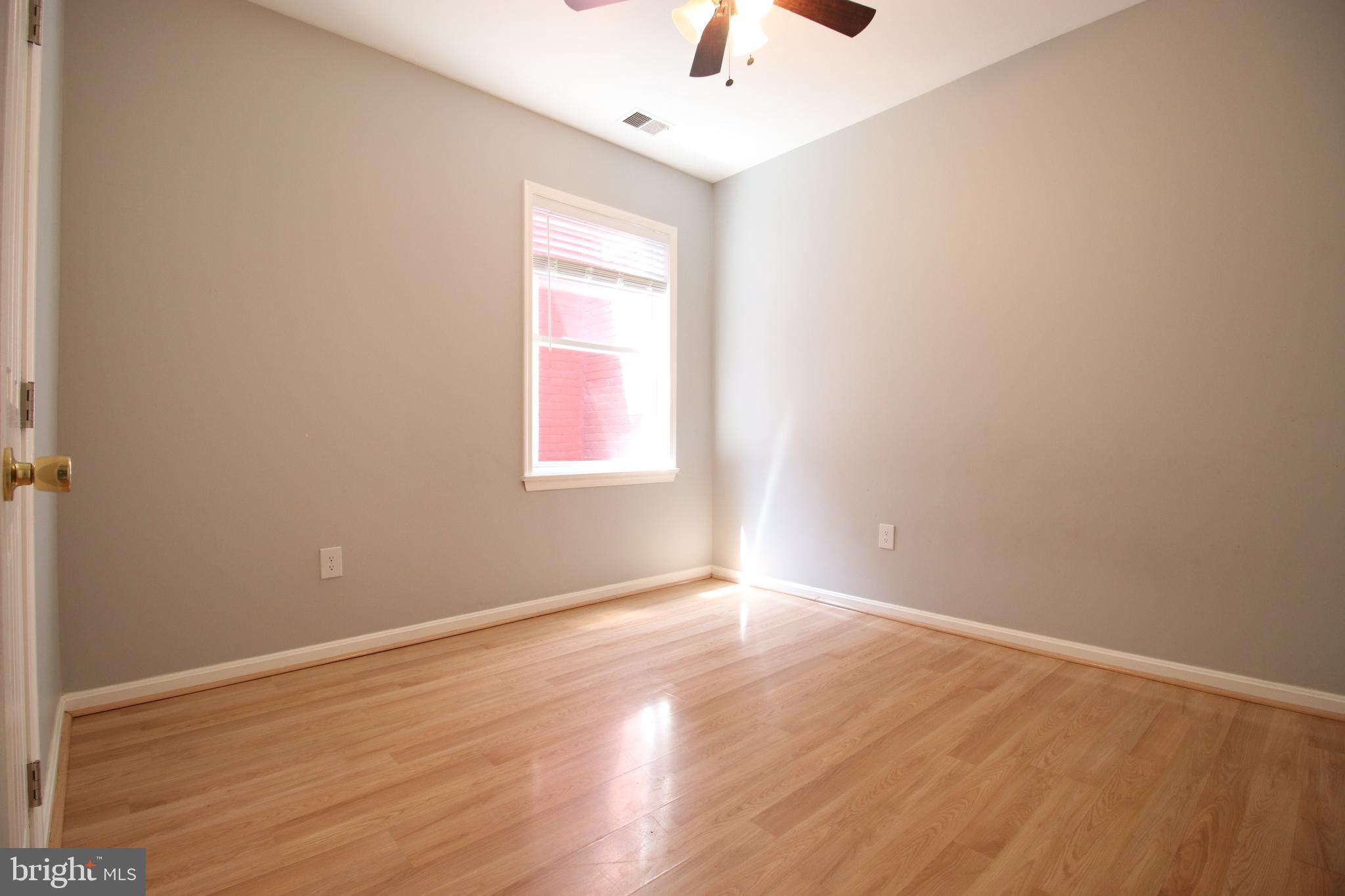 32 Bates Street Northwest Washington, DC 20001 - Photo 10 of 31 Unit A Guest Bedroom