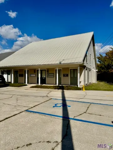 $4,100 | 11021 Perkins Road, Baton Rouge, LA 70810