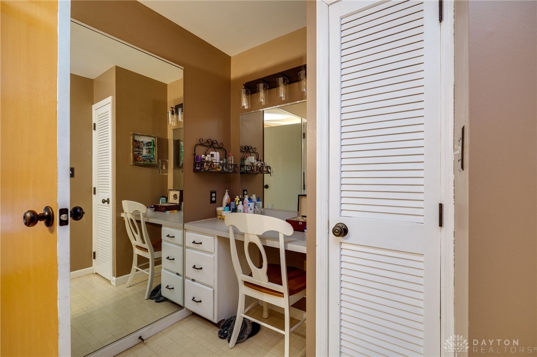 6888 Weidner Road Springboro, OH 45066 - Photo 15 of 31 Gallery Image 15