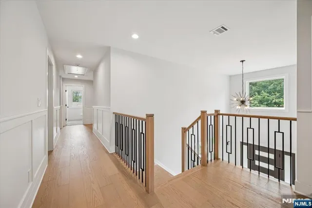 $1,169,000 | 11 Eagles Nest Terrace, West Milford, NJ 07480