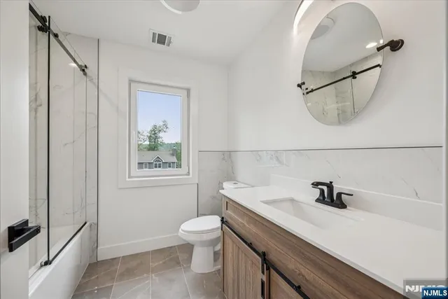 $1,169,000 | 11 Eagles Nest Terrace, West Milford, NJ 07480