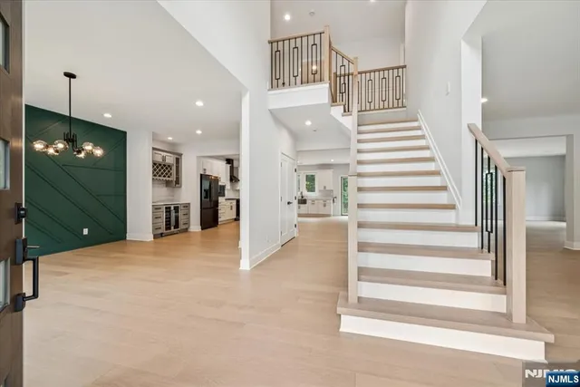 $1,169,000 | 11 Eagles Nest Terrace, West Milford, NJ 07480