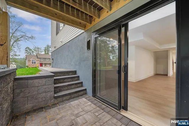 $1,169,000 | 11 Eagles Nest Terrace, West Milford, NJ 07480