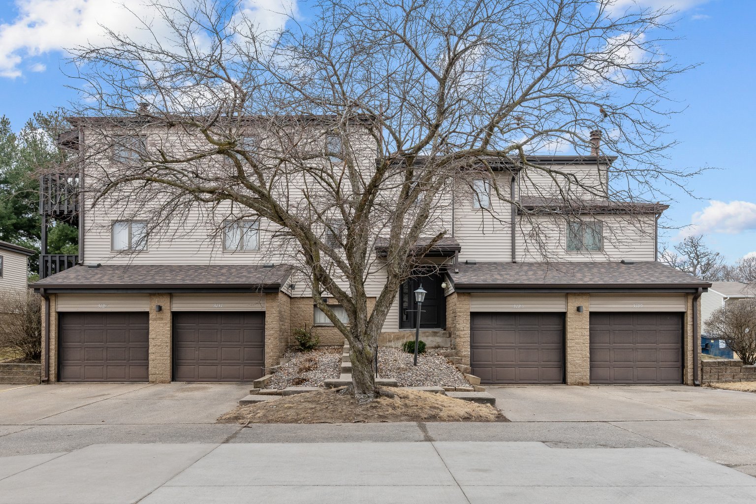 3131 4th Street, Unit 3131 Moline, IL 61265 - Photo 1 of 25