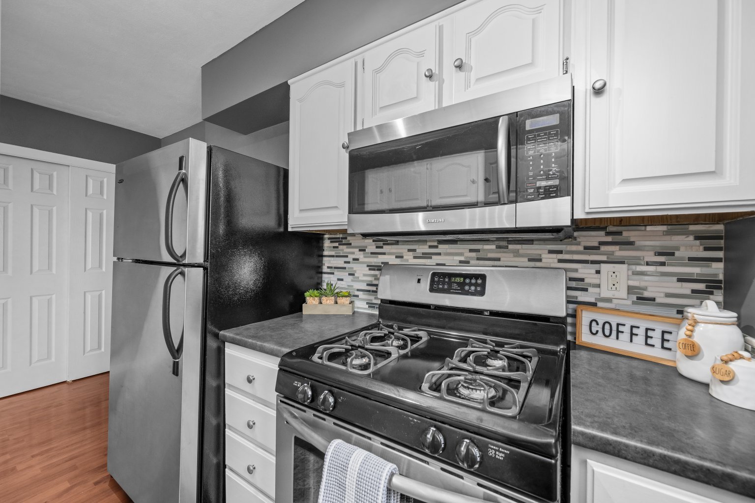 3131 4th Street, Unit 3131 Moline, IL 61265 - Photo 8 of 25