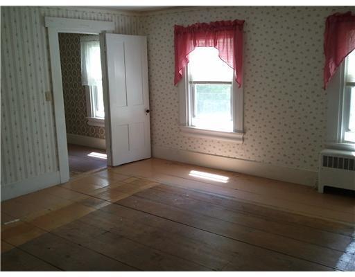 142 Main Street Warren, ME 04864 - Photo 11 of 11 Bedroom.