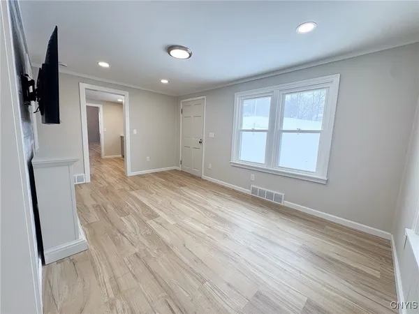 $299,900 | 3595 Owasco Drive, Owasco, NY 13021