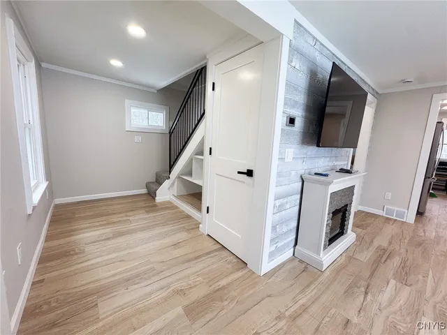 $299,900 | 3595 Owasco Drive, Owasco, NY 13021