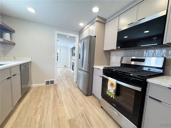 $299,900 | 3595 Owasco Drive, Owasco, NY 13021