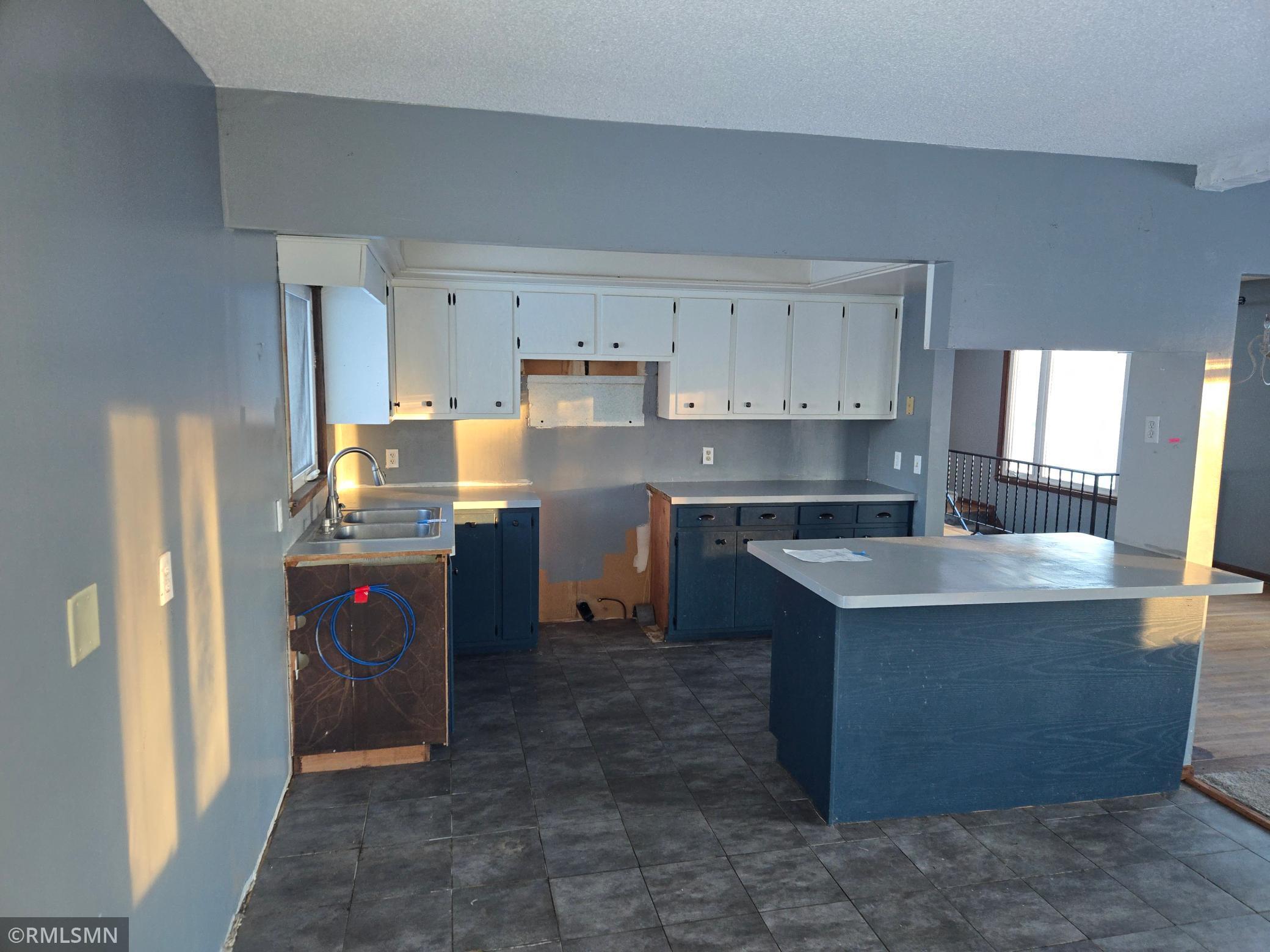 200 4th Avenue Southwest New Prague, MN 56071 - Photo 2 of 17