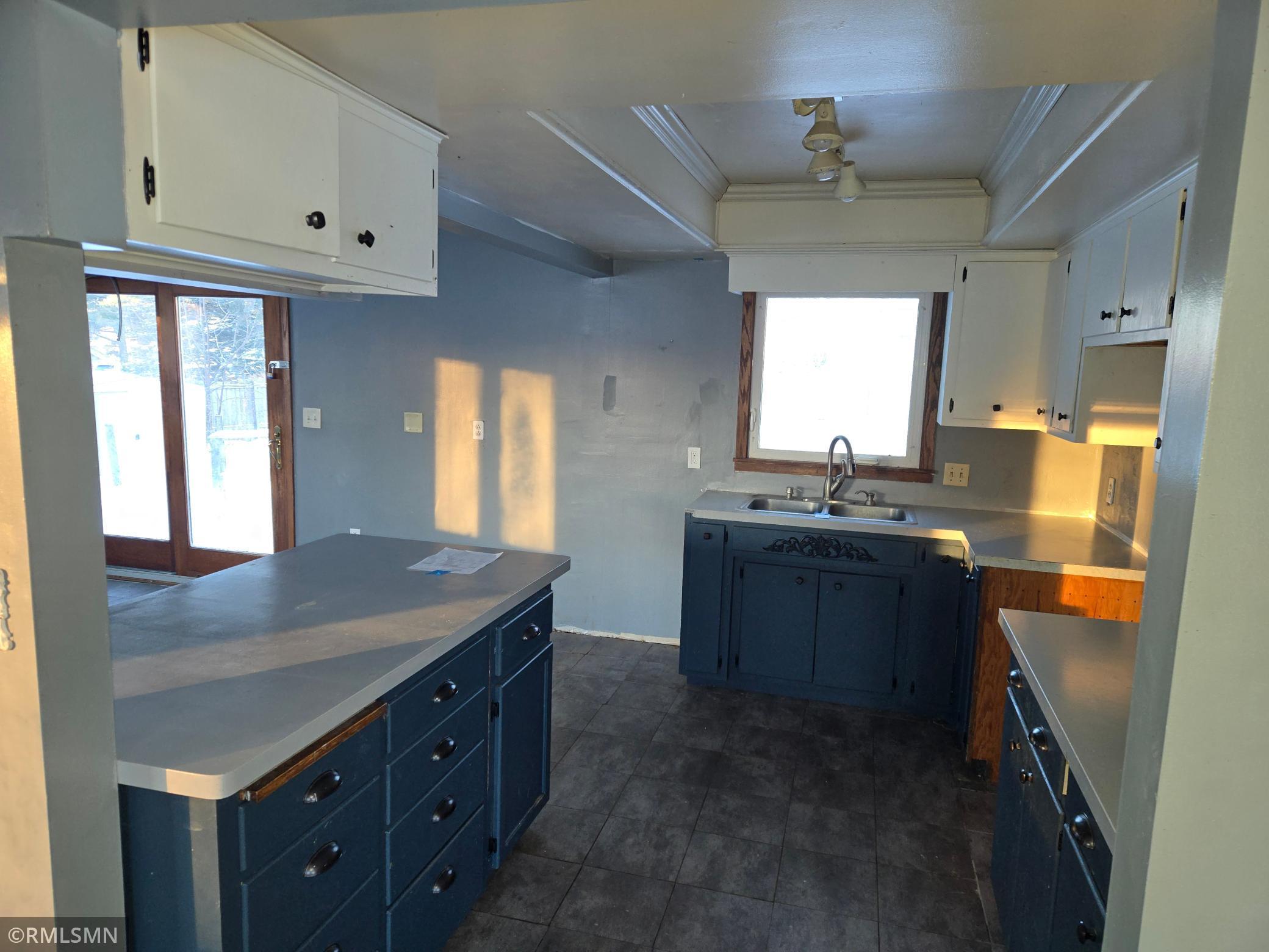 200 4th Avenue Southwest New Prague, MN 56071 - Photo 3 of 17