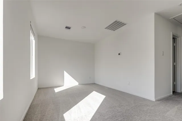 $1,945 | 1528 Sunset Ridge Drive, Conroe, TX 77303