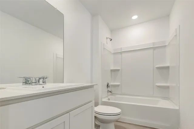 $1,945 | 1528 Sunset Ridge Drive, Conroe, TX 77303