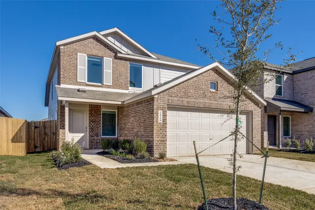 $1,945 | 1528 Sunset Ridge Drive, Conroe, TX 77303