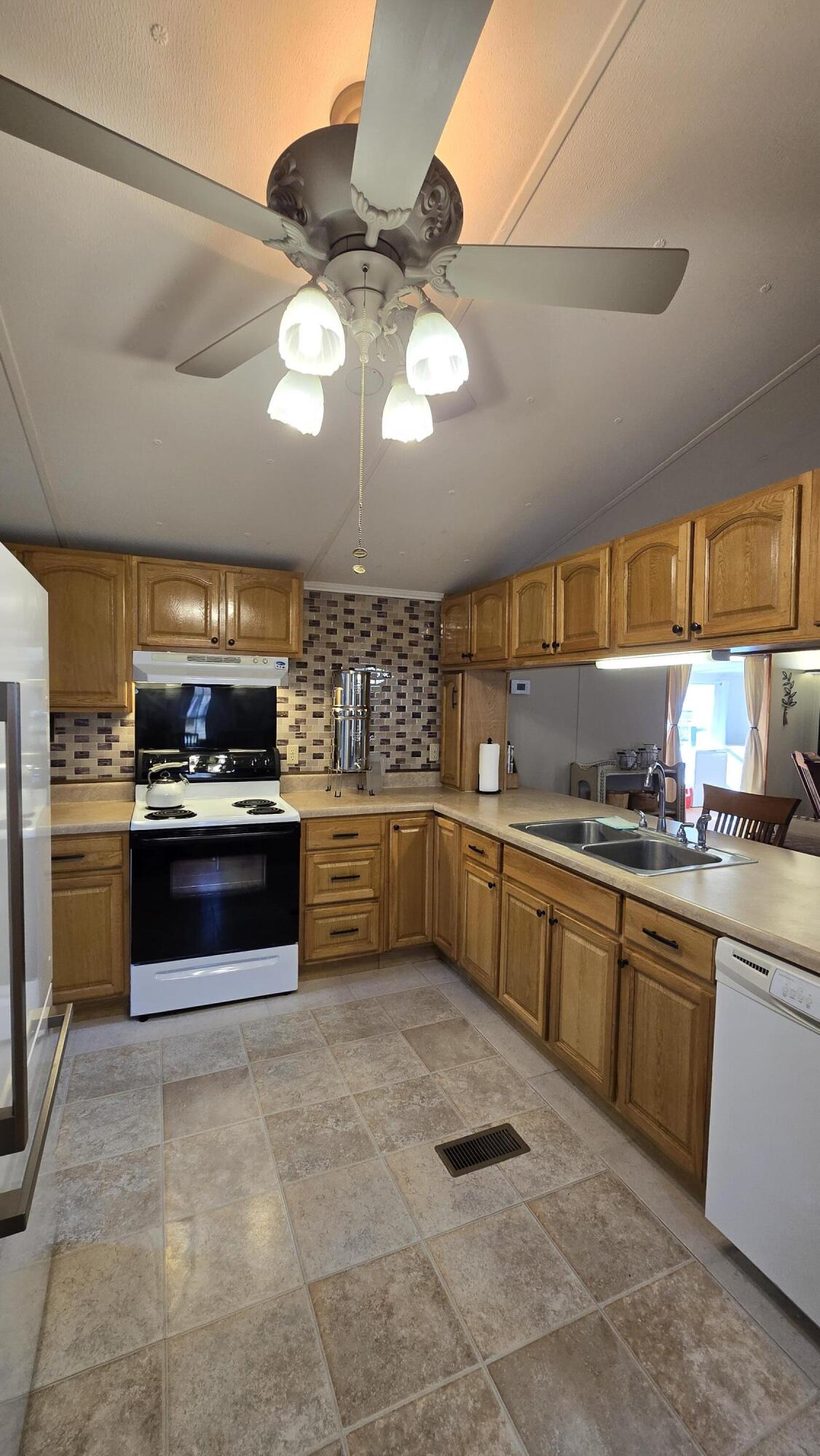 459 Pope Road Dunlap, TN 37327 - Photo 5 of 31 20251203_122914