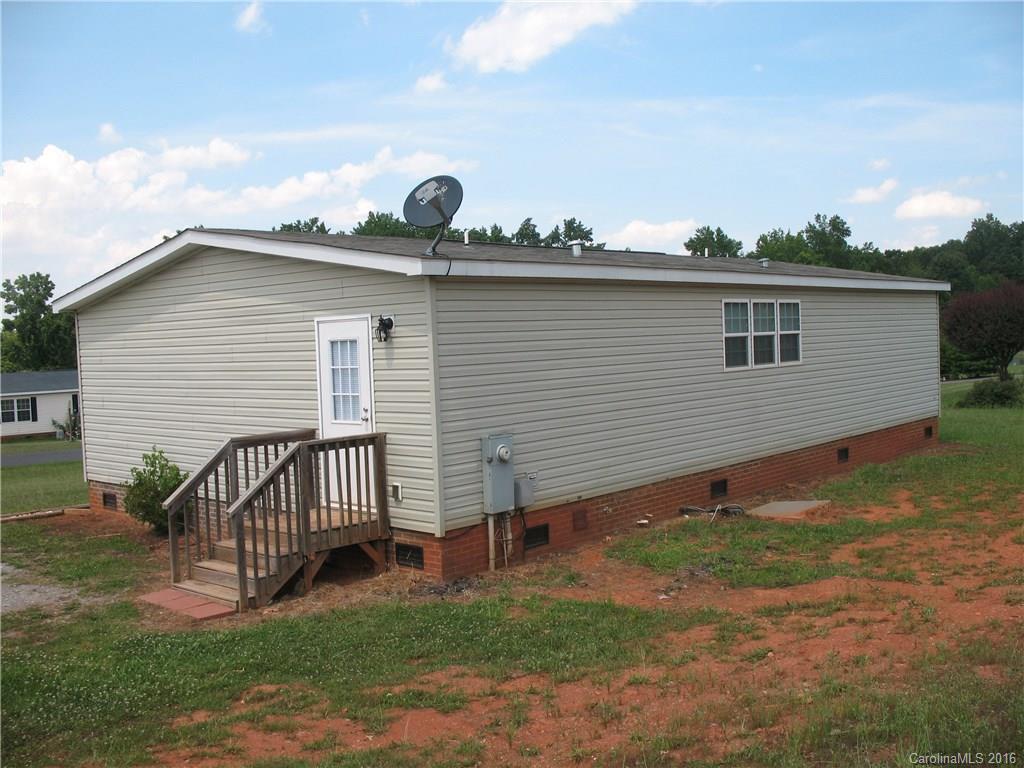 2040 Carpenters Square Road Crouse, NC 28033 - Photo 3 of 15 Gallery Image 3