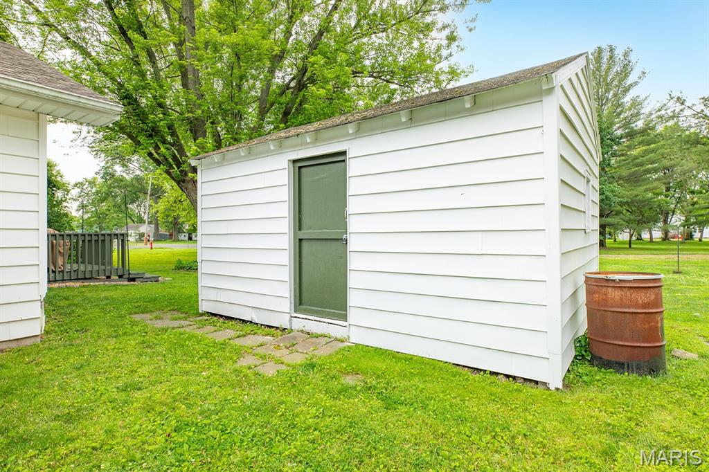 206 West Carson Street Worden, IL 62097 - Photo 12 of 42 Gallery Image 12