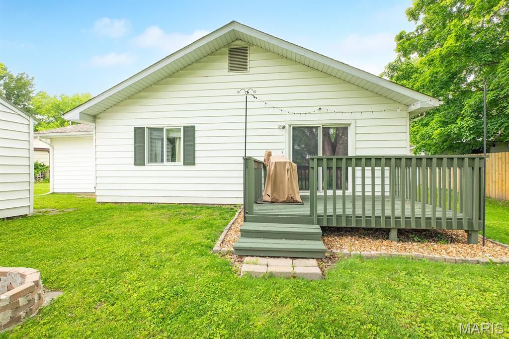 206 West Carson Street Worden, IL 62097 - Photo 9 of 42 Gallery Image 9