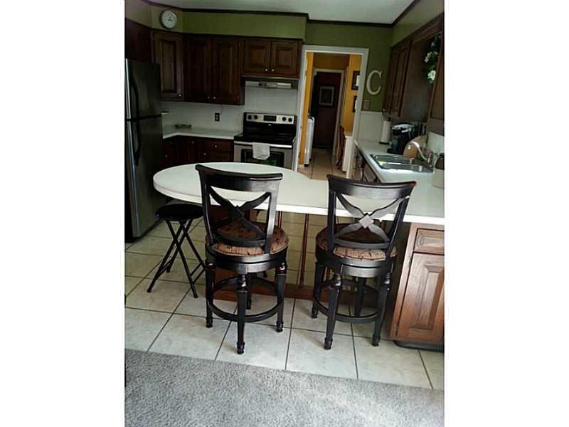816 Barclay Road Indiana, PA 15701 - Photo 3 of 11 Kitchen.