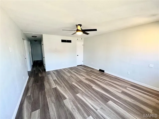 $1,895 | 205 South Donk Avenue, Maryville, IL 62062