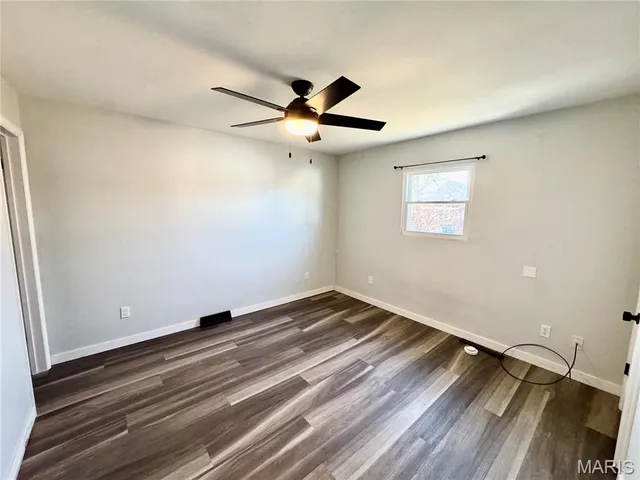 $1,895 | 205 South Donk Avenue, Maryville, IL 62062