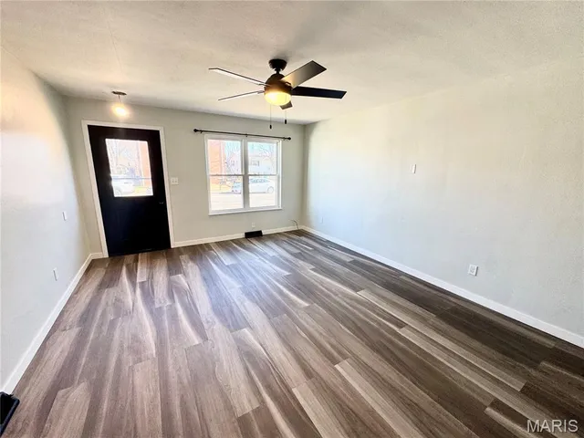 $1,895 | 205 South Donk Avenue, Maryville, IL 62062