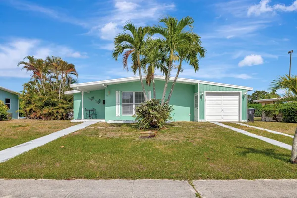 $2,950 | 3181 Southeast Pruitt Road, Port St. Lucie, FL 34952
