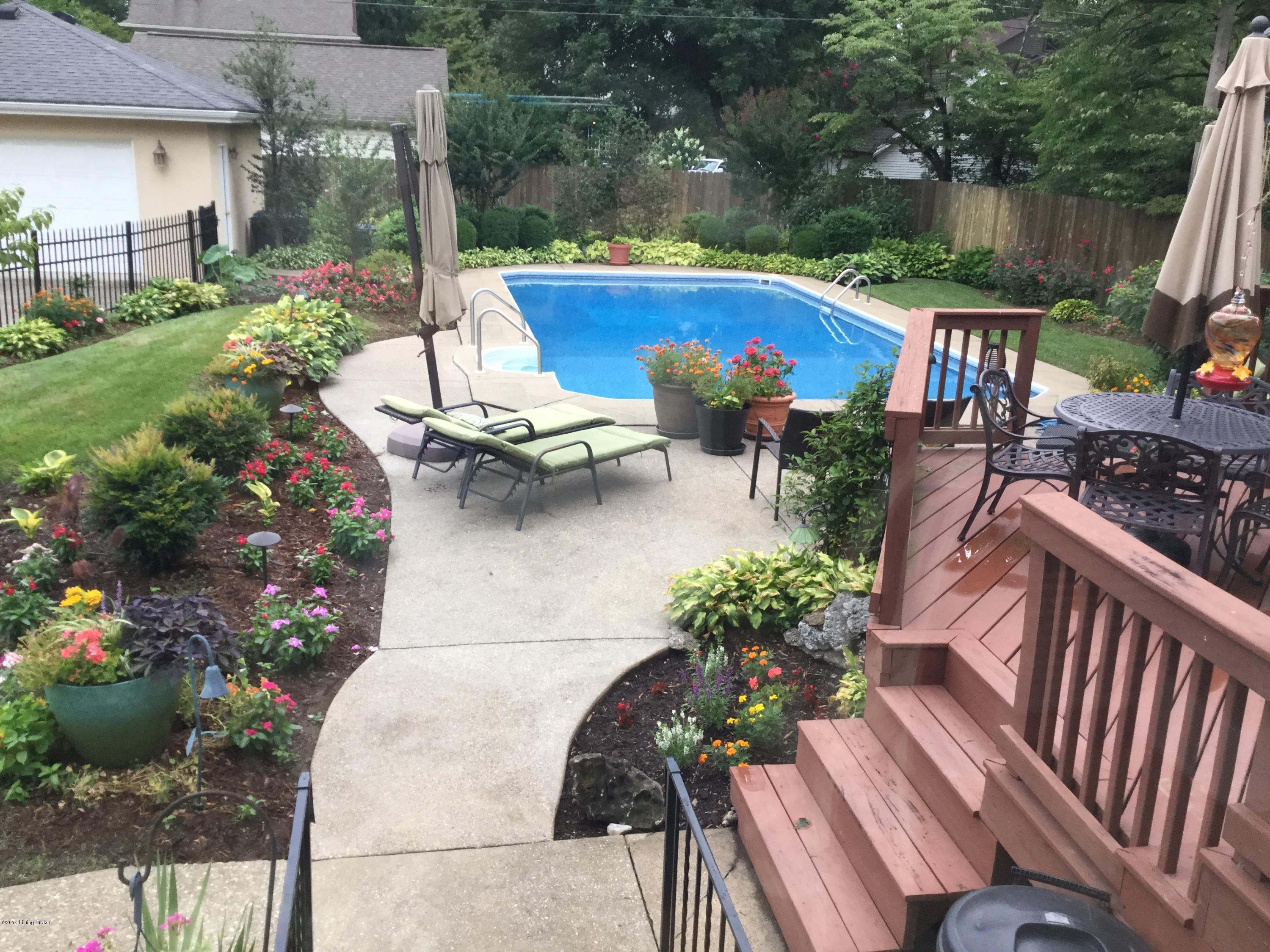 3312 Thrush Road Louisville, KY 40213 - Photo 15 of 28 Backyard