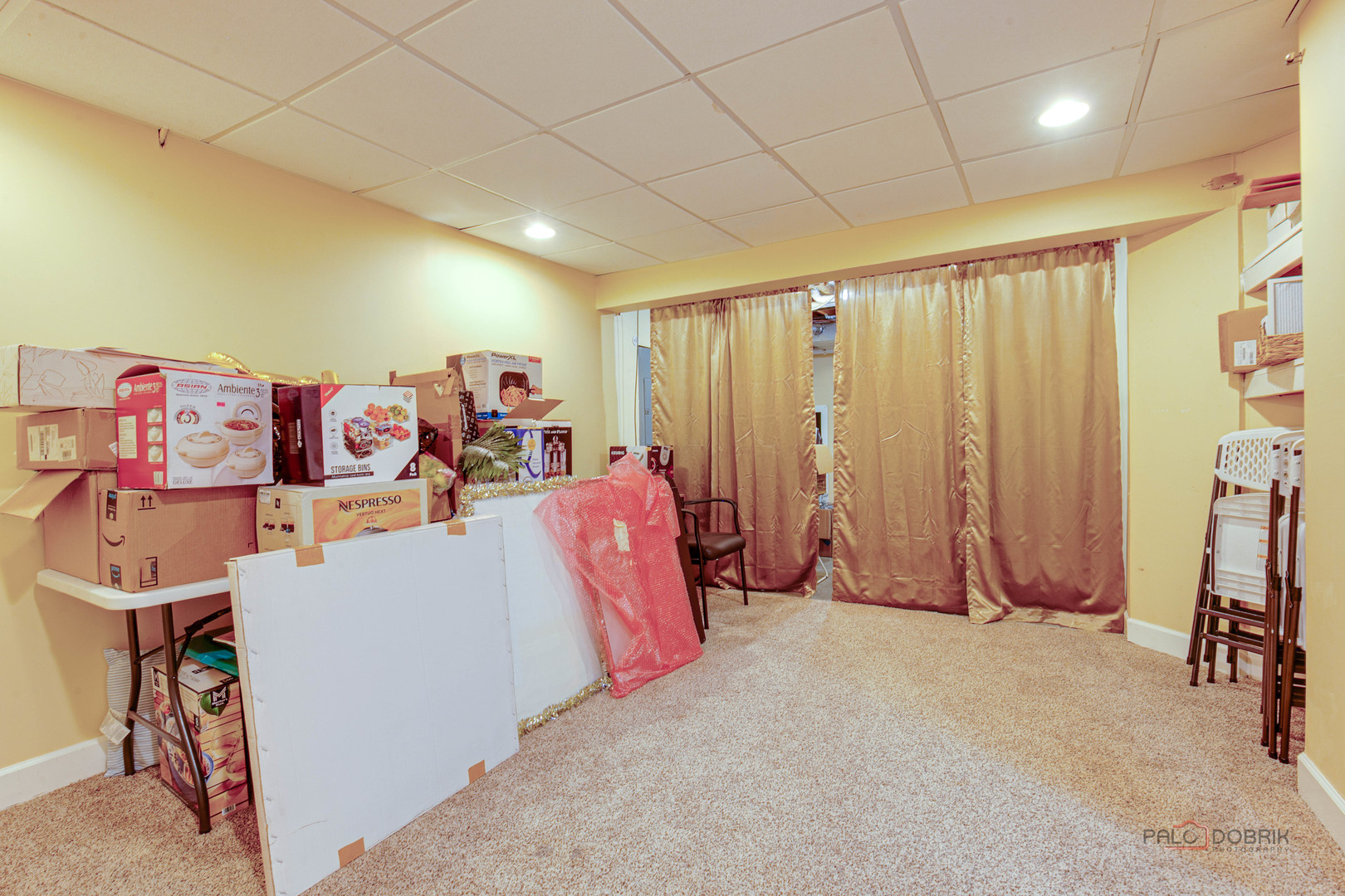 578 North Overlook Trail Round Lake, IL 60073 - Photo 37 of 42 a bed room with a bed and a large window