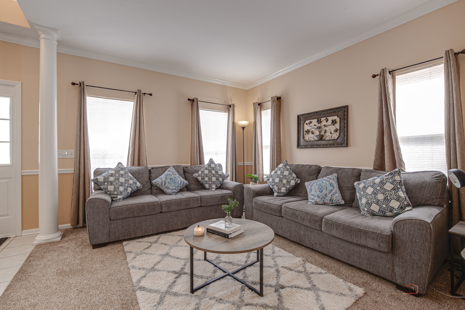 578 North Overlook Trail Round Lake, IL 60073 - Photo 6 of 42 a living room with furniture and a large window