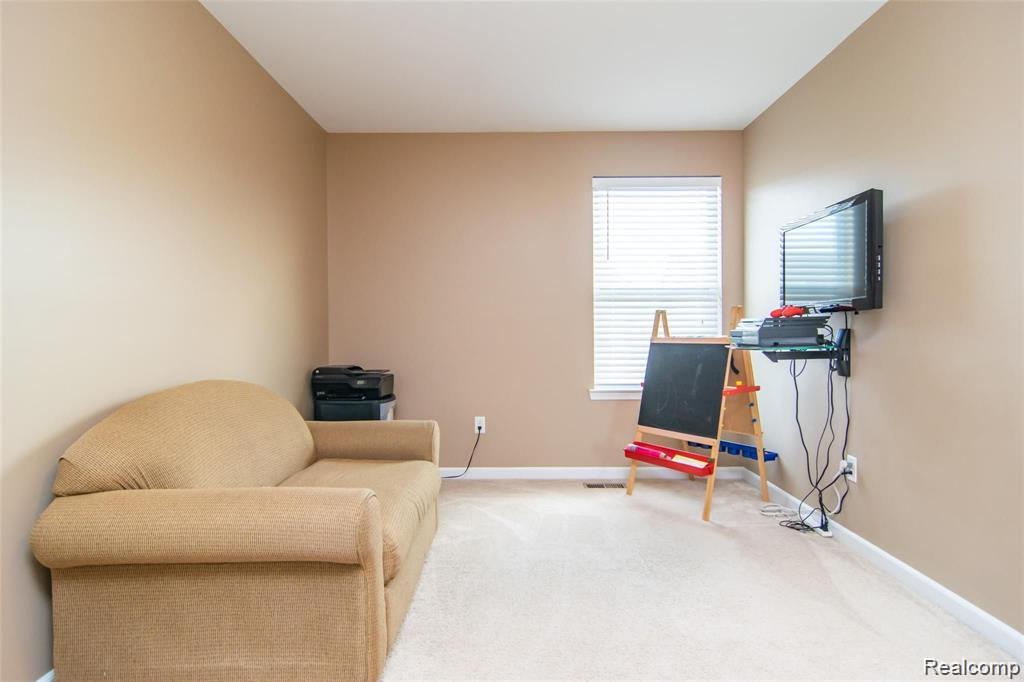 51171 Brompton Novi, MI 48374 - Photo 9 of 20