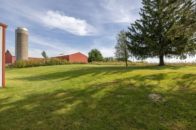 $329,900 | W4844 Highway 33, Shelby, WI 54601