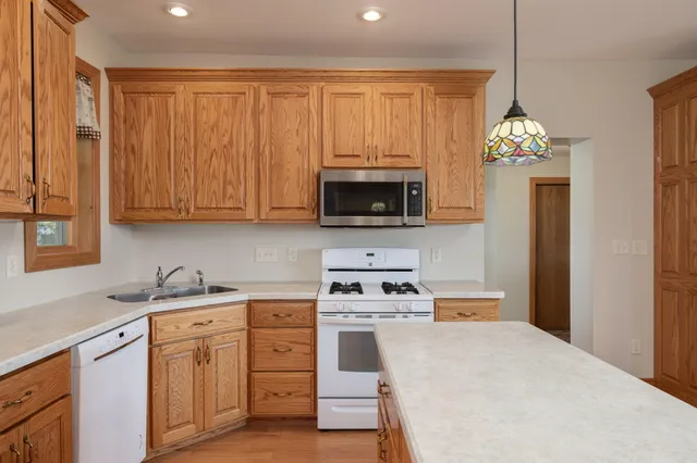 $329,900 | W4844 Highway 33, Shelby, WI 54601