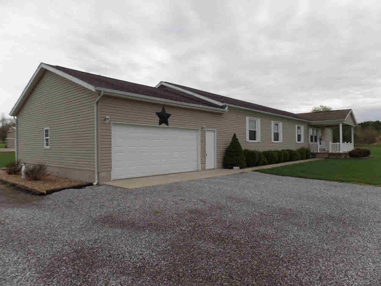 1494 Feazel Road Harrisburg, IL 62946 - Photo 4 of 25