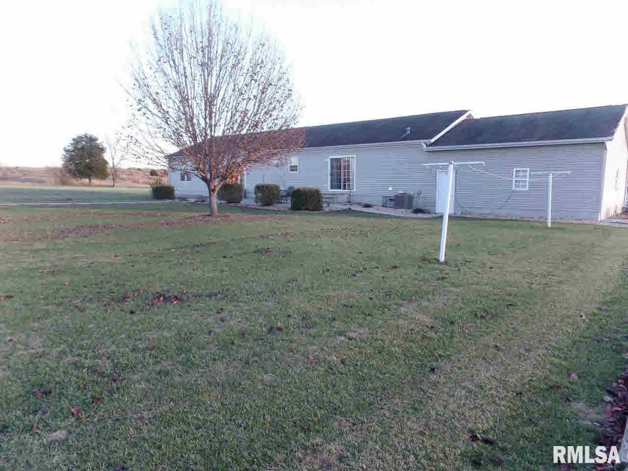 1494 Feazel Road Harrisburg, IL 62946 - Photo 5 of 25