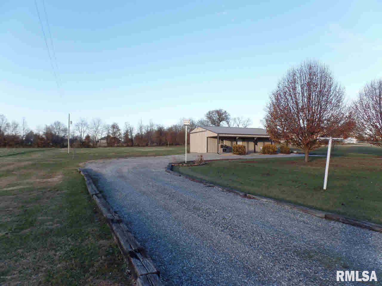 1494 Feazel Road Harrisburg, IL 62946 - Photo 7 of 25