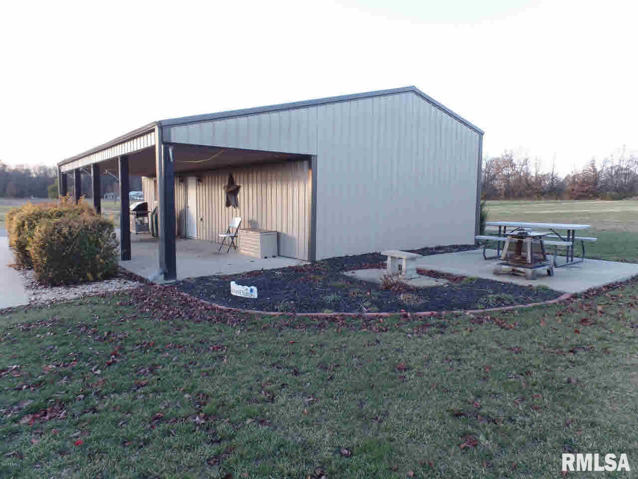 1494 Feazel Road Harrisburg, IL 62946 - Photo 8 of 25
