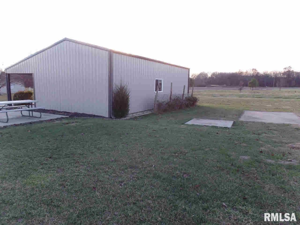 1494 Feazel Road Harrisburg, IL 62946 - Photo 9 of 25