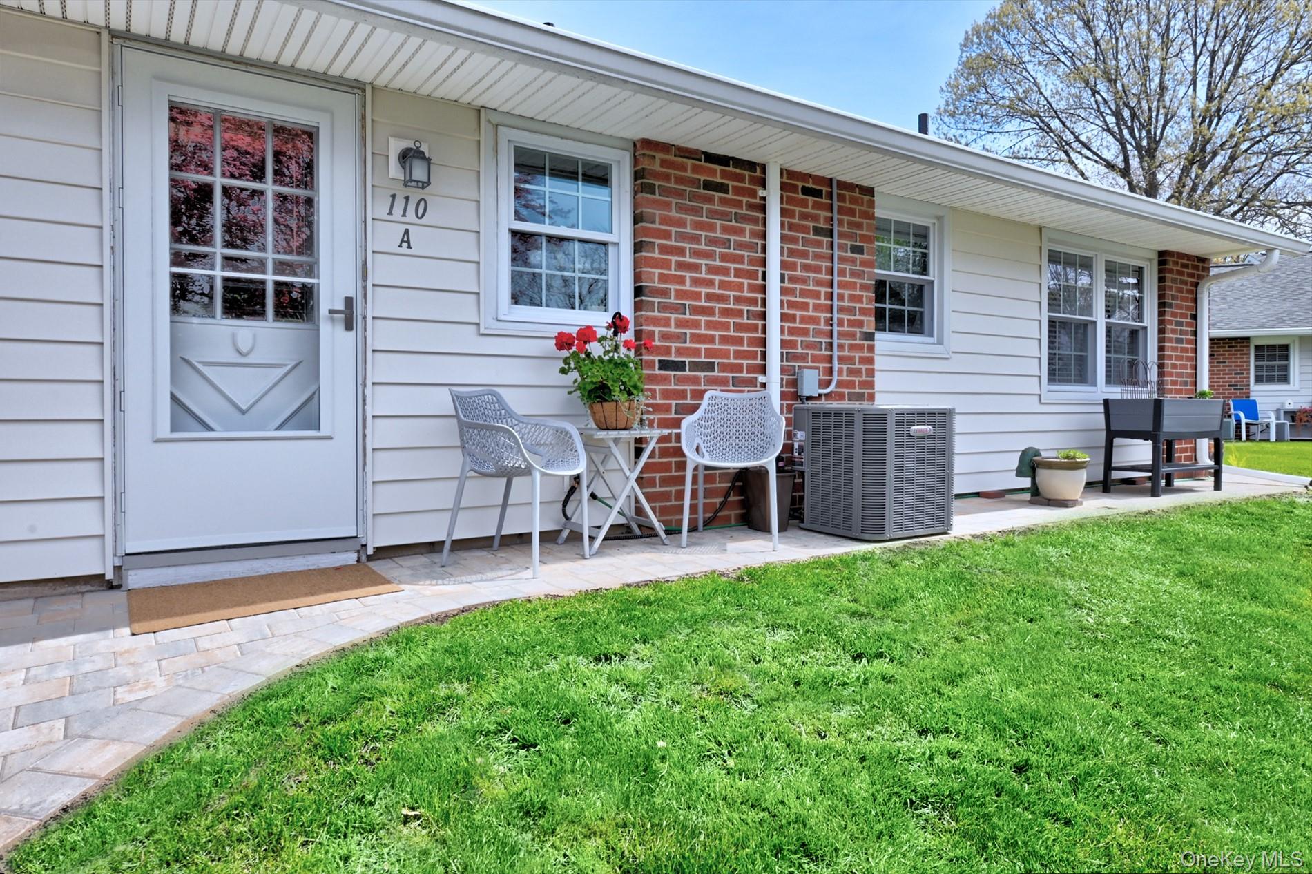 110 Exmore Court, Unit A Ridge, NY 11961 - Photo 5 of 34