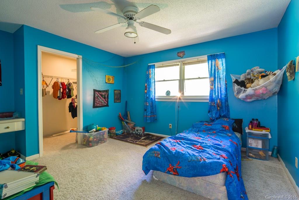 231 Old Powell Road Brevard, NC 28712 - Photo 12 of 21 Gallery Image 12
