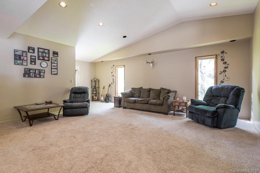 231 Old Powell Road Brevard, NC 28712 - Photo 8 of 21 Gallery Image 8