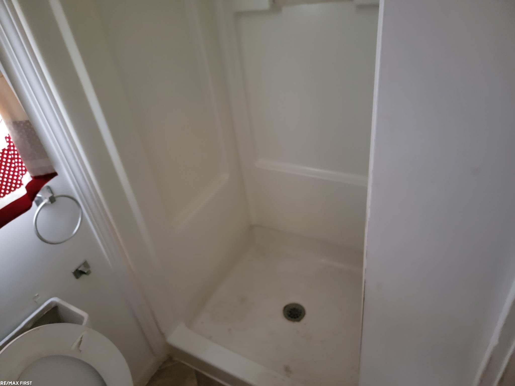 9367 Navarre Street Detroit, MI 48214 - Photo 15 of 22