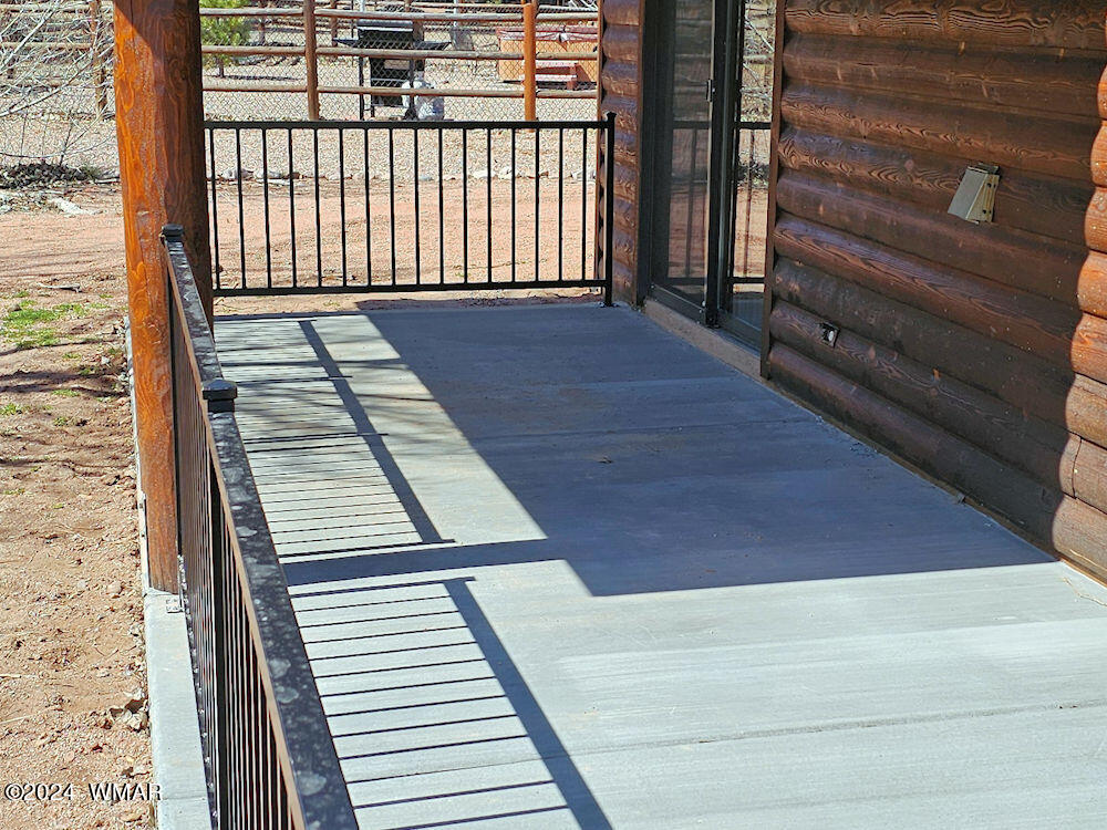 2331 South Buffalo Loop Overgaard, AZ 85933 - Photo 7 of 13 Gallery Image 7