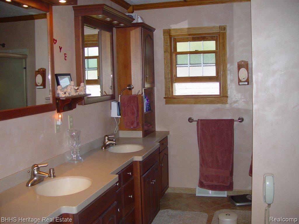860 Plains Road Mason, MI 48854 - Photo 4 of 12 Plains Rd 010.jpg