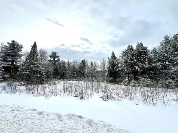$215,000 | 928 Eastman Road, Conway, NH 03813