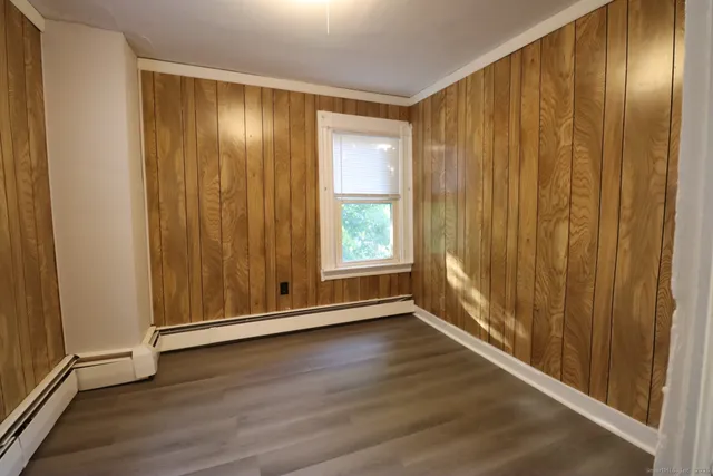 $1,650 | 48 Golden Street, Norwich, CT 06360