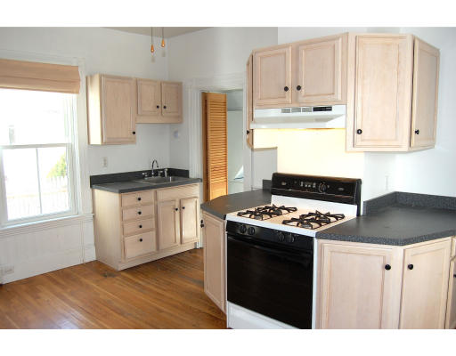 80-82 Rice Street, Unit 2 Cambridge, MA 02140 - Photo 3 of 6 Gallery Image 3